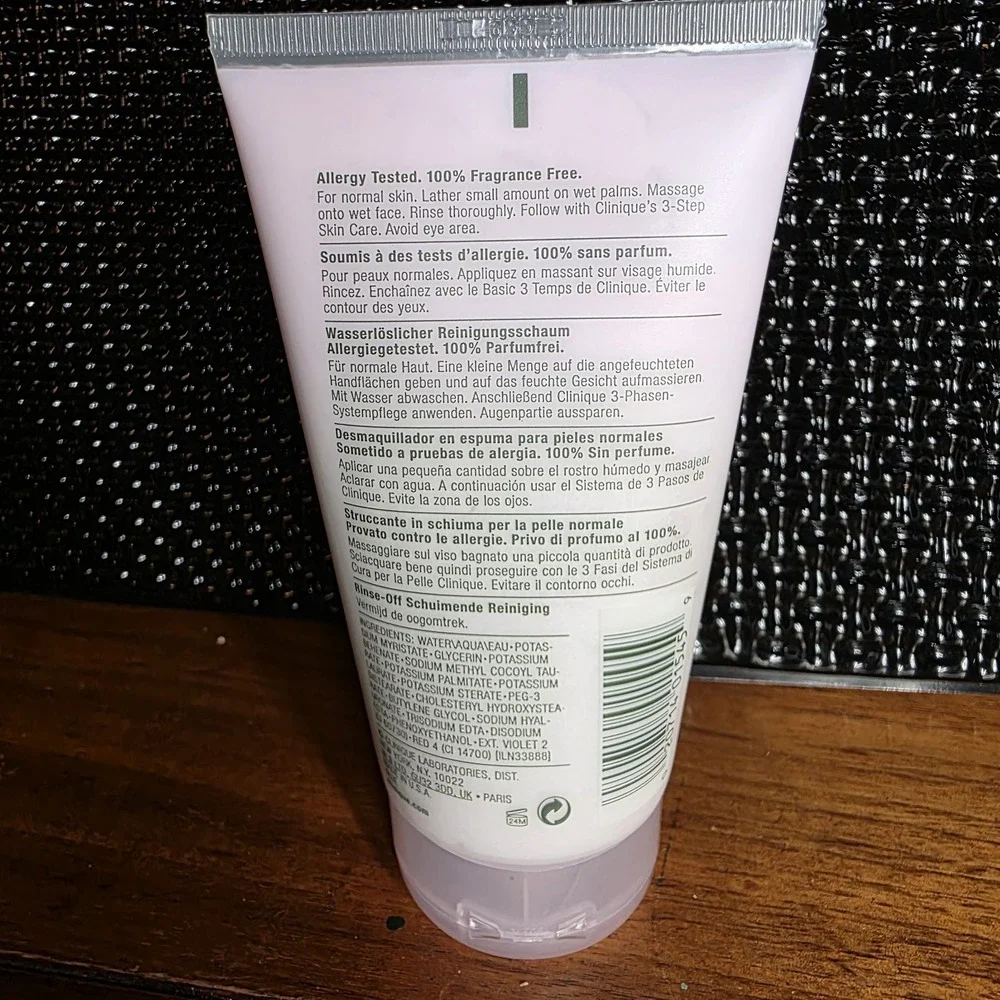 Clinique‎ Rinse-Off Foaming Cleanser 5 Oz/150ml Full Size NEW